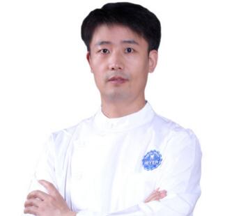 王中杰